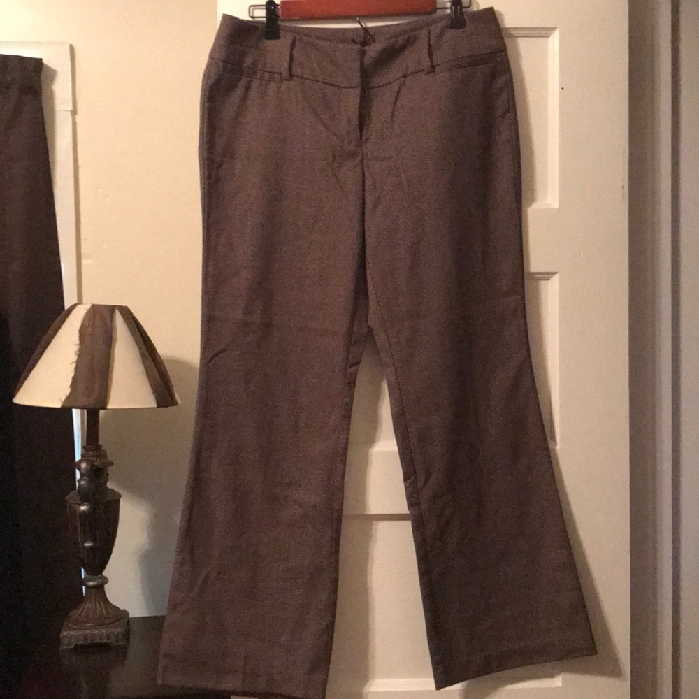 New and Company brown dress pants size 10P